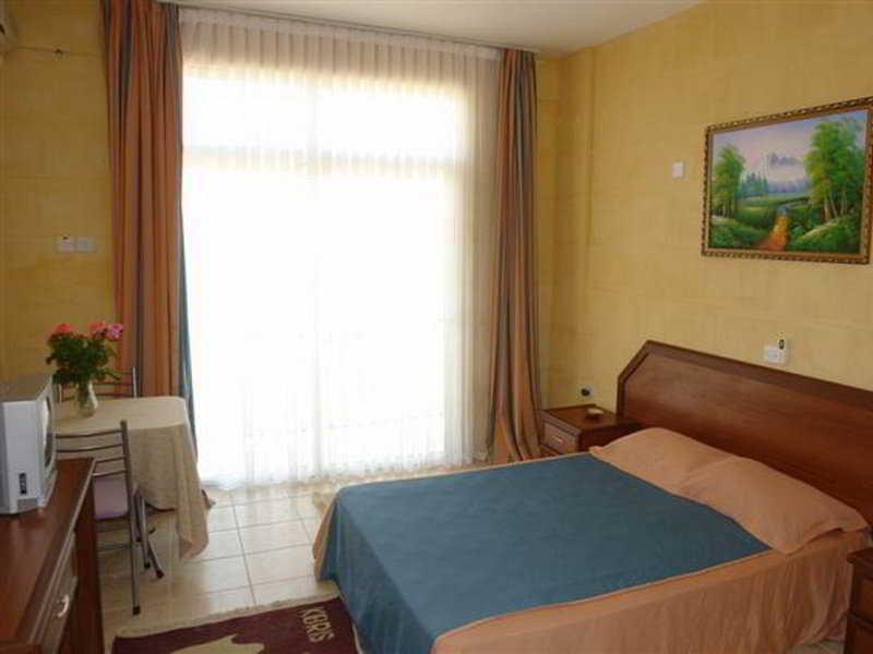 Lapida Garden Hotel Λάπηθος Εξωτερικό φωτογραφία